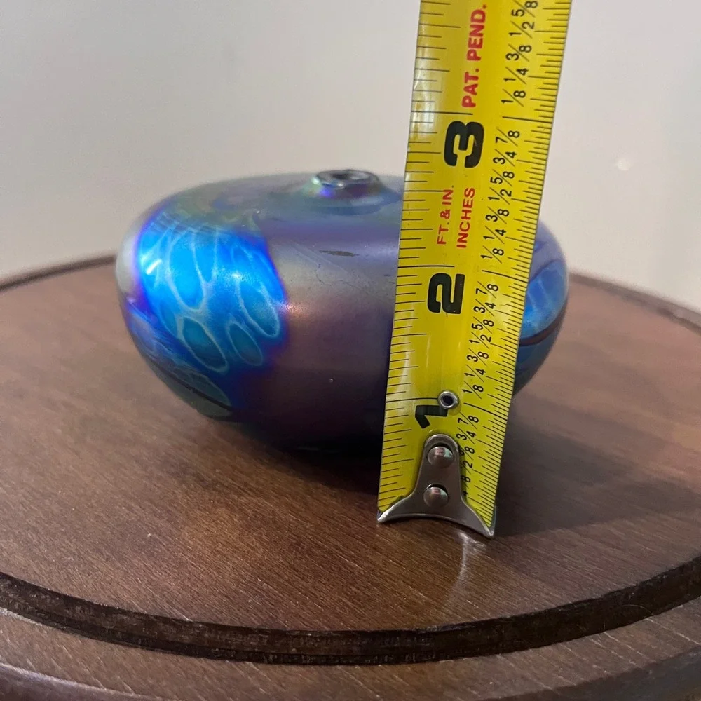 Vtg Gary Levi Levay Intaglio Iridescent Art Glass Oil Lamp Blue Purple 3.75